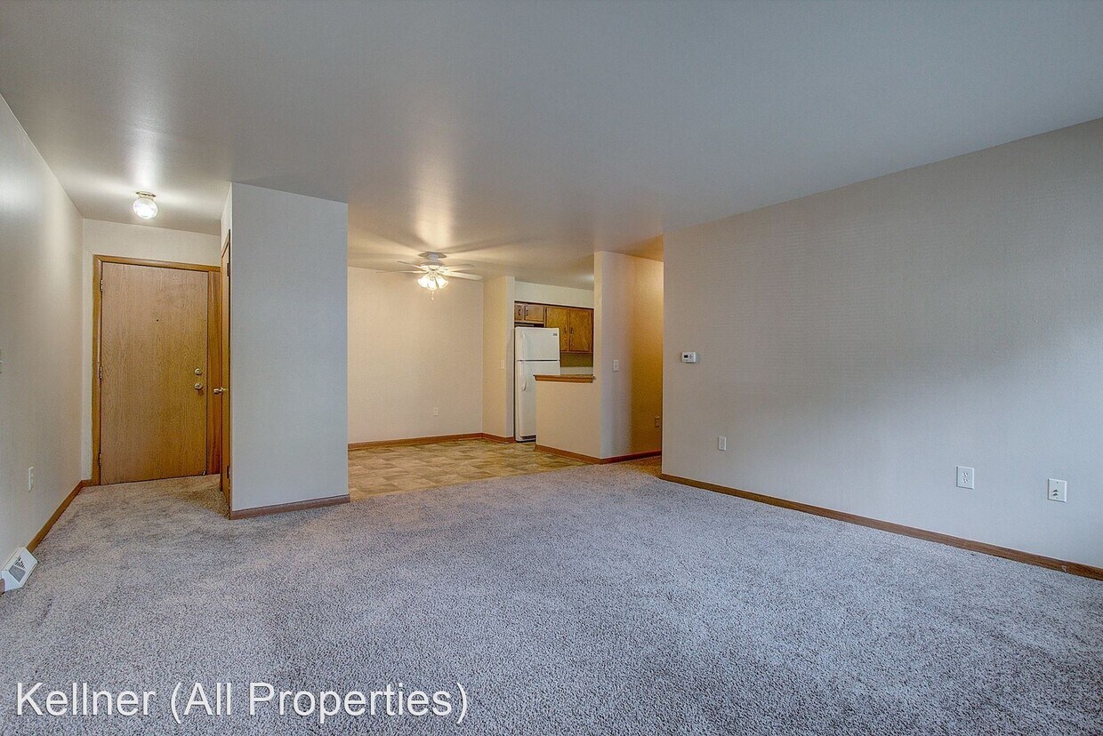 Primary Photo - 3413-3439 S 26th St