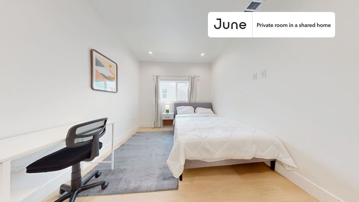 Primary Photo - Room in Shared 5 bed/4 bath home