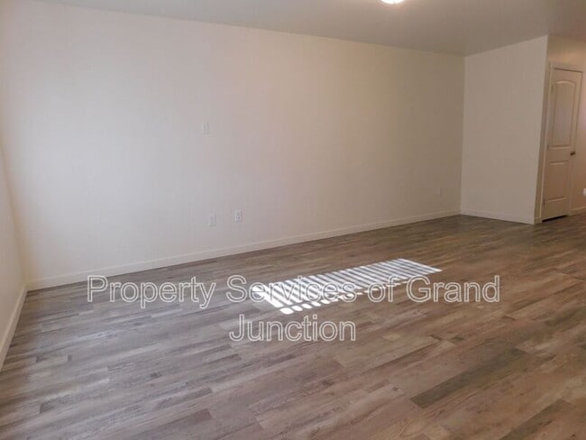 Foto del edificio - 2357 Zion Cyn Ave