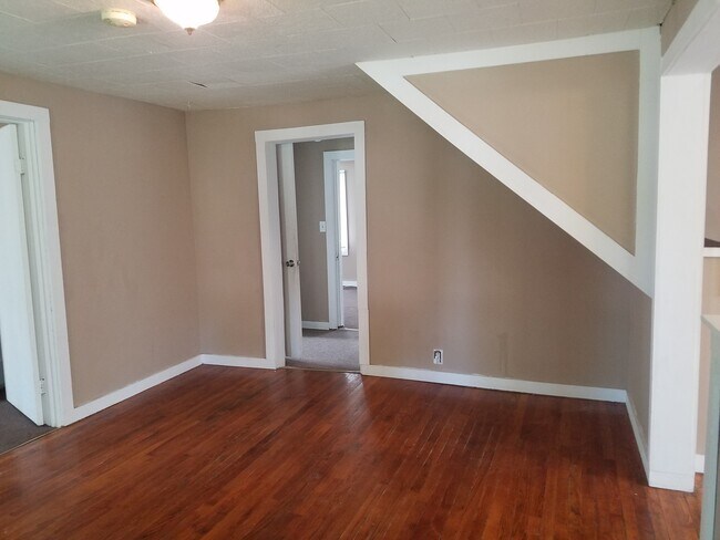 Foto del edificio - PRELEASING for AUGUST 2024! Dishwasher and...