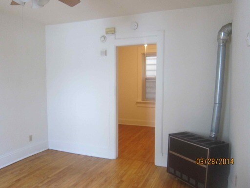 Building Photo - 1127 E Walworth St