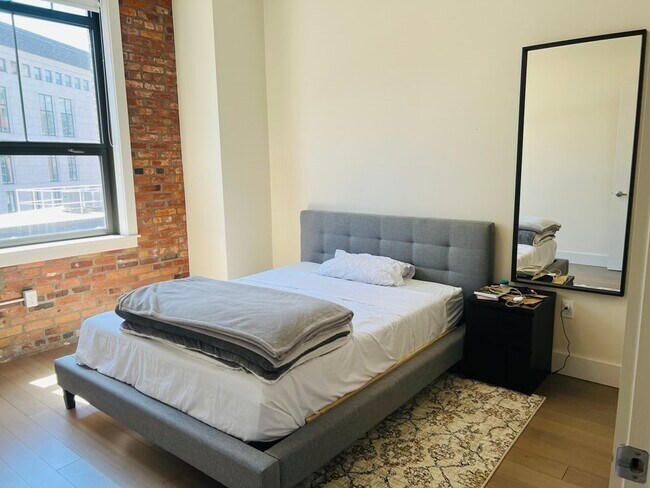 Foto del edificio - 129 Portland St