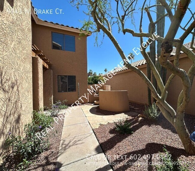 Foto del edificio - 5943 W Drake Ct