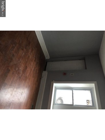 Building Photo - 4733 Umbria St