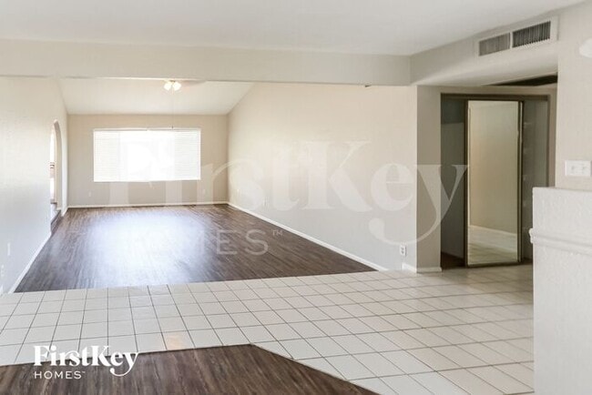 Building Photo - 5339 W Cholla St