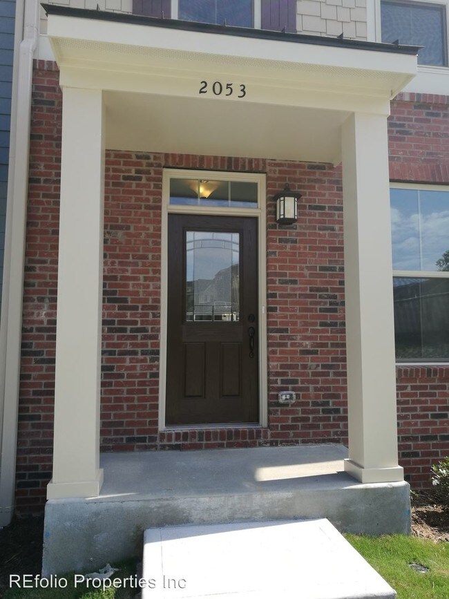 Foto del edificio - 3 br, 3.5 bath House - 2053 Old Chapman Drive