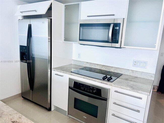 Foto del edificio - 185 SW 7th St