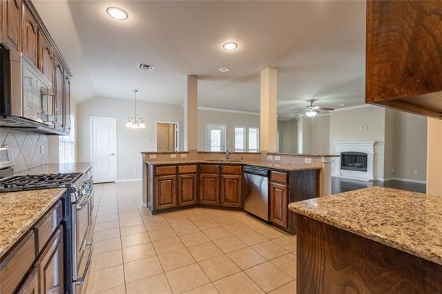 Foto del edificio - 1112 Hiddencreek Dr