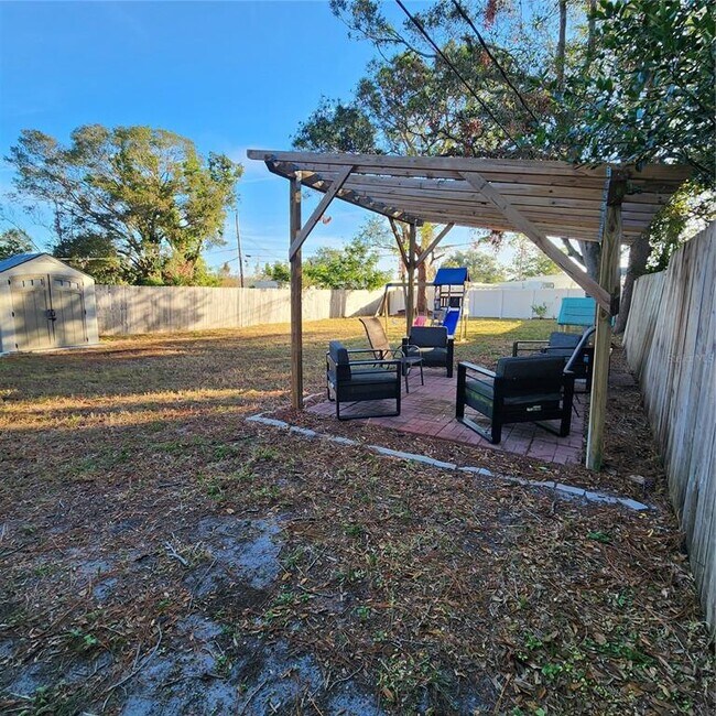 Foto del edificio - 4407 73rd St N