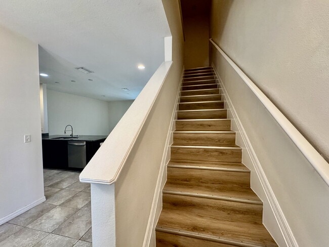 Foto del edificio - Charming 3-Bedroom Rental Home with amazin...