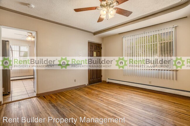 Building Photo - 5 br, 2 bath House - 902 Quincy St. NE