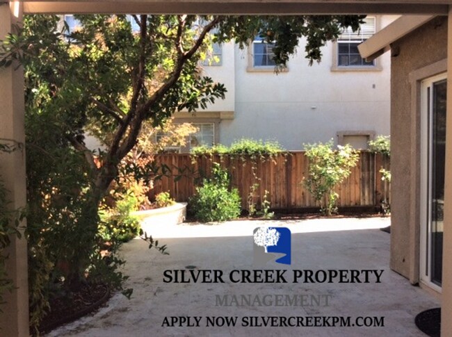 Foto del edificio - Gorgeous Pleasanton Home across Mohr Eleme...