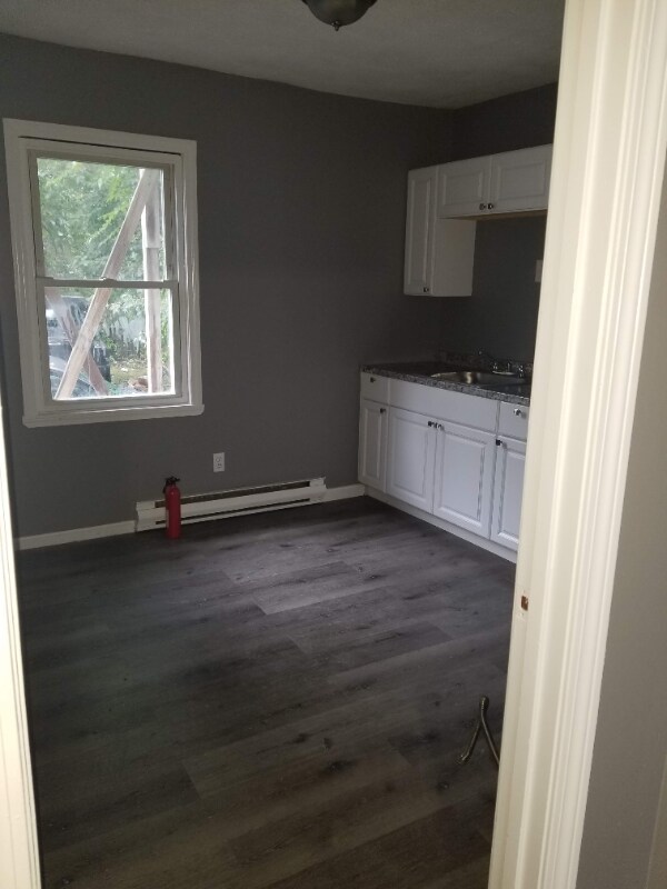 897 Branch Ave Unit 1, Providence, RI 02904 Apartment for Rent in