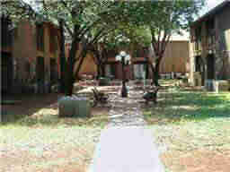 Building Photo - 5451 Laguna Dr