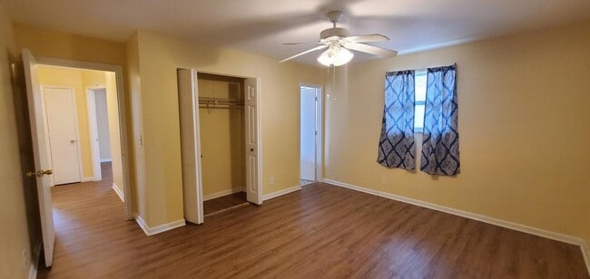 Foto del edificio - 8940 SE Hobe Ridge Ave