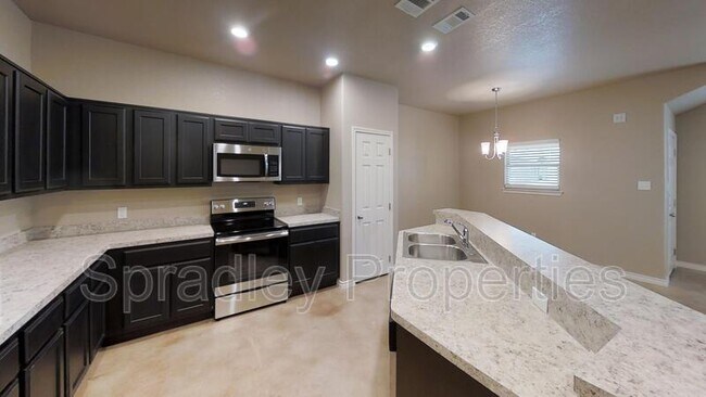 Foto del edificio - 1013 Laila Ln