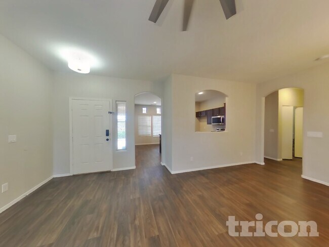 Building Photo - 8418 W Sonora St