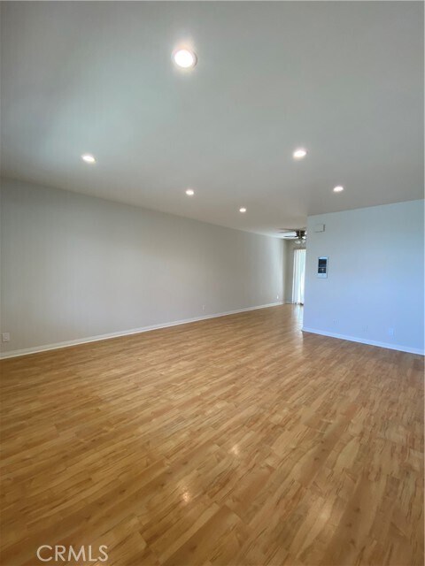 Foto del edificio - 665 W 34th St