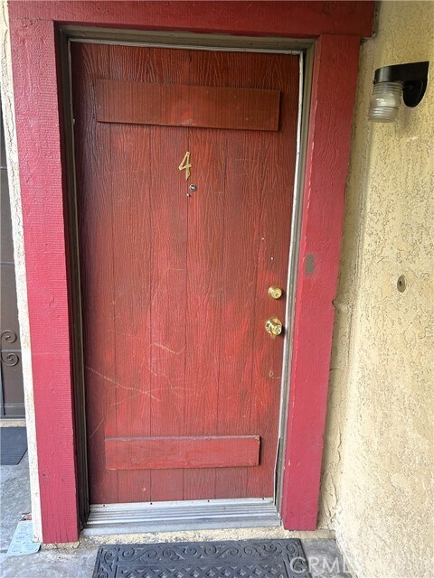 Foto del edificio - 2430 S Ridgewood Dr