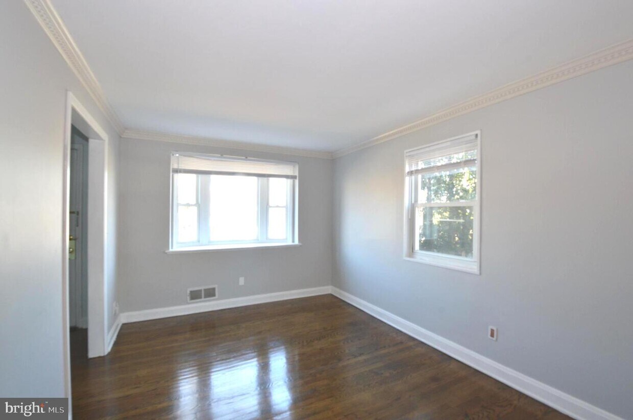 Primary Photo - 961 St Agnes Ln