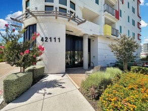 Building Photo - 42111 Osgood Rd