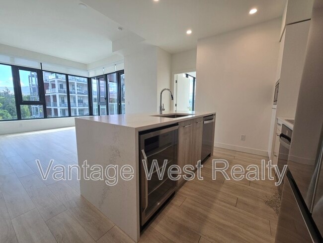 Building Photo - 3699-3699 Capozzi Rd