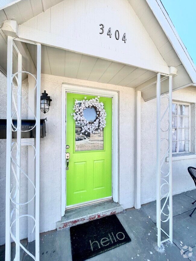 Lower Dyer Apartments for Rent with Hardwood Floors El Paso, TX 2