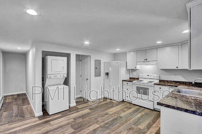 Foto del edificio - 2 Spurwoods Ln