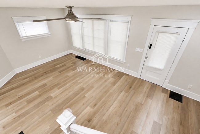 Building Photo - 557 W Hopocan Ave