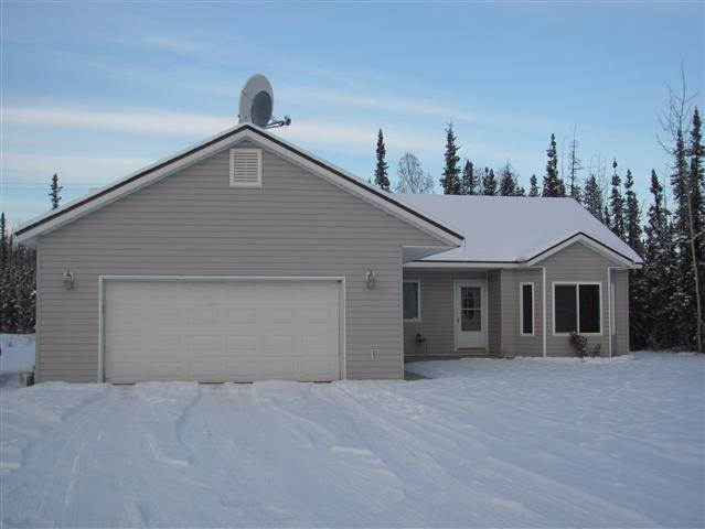 Building Photo - Beautiful ranch style home w/ 3 bd, 2 baths.