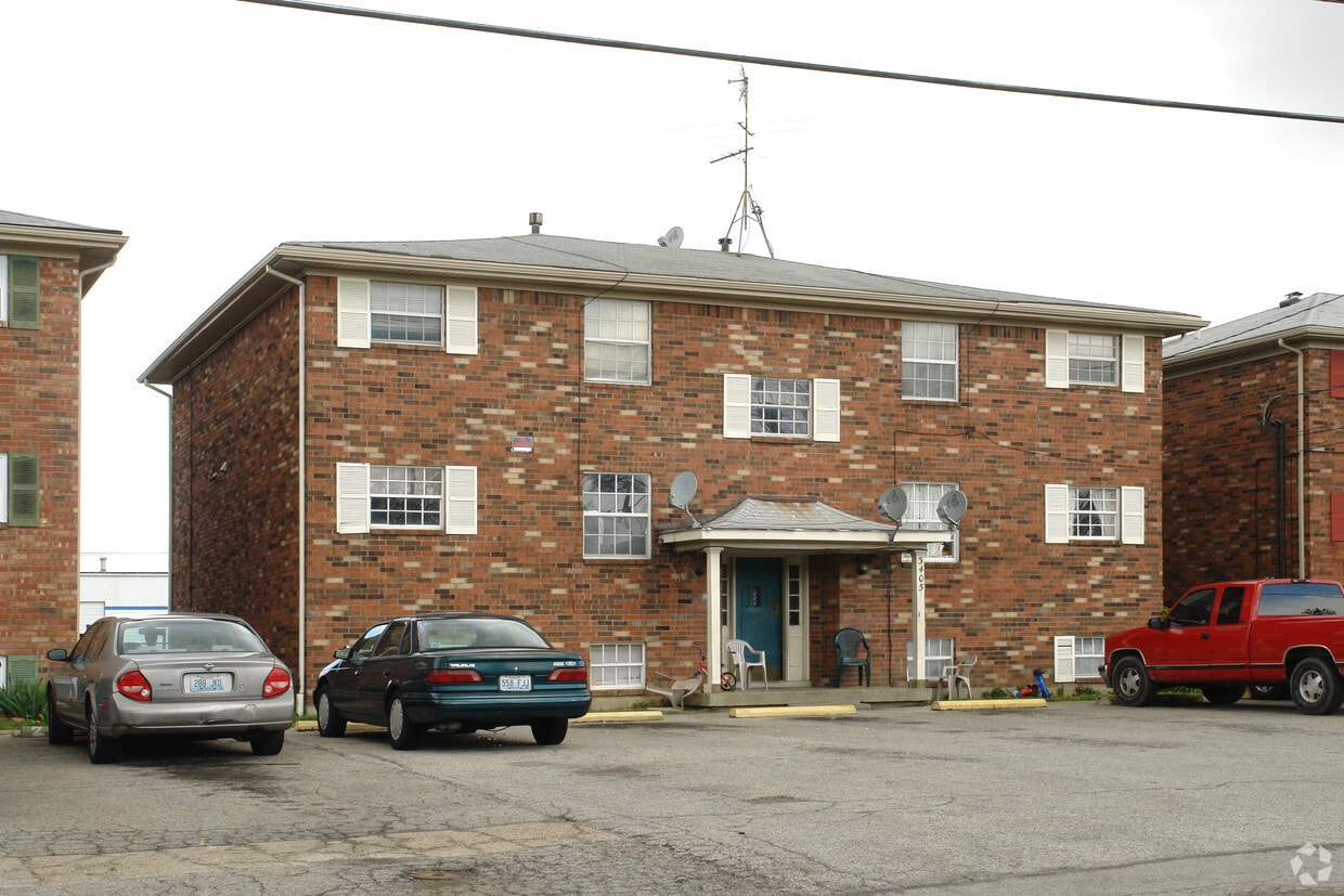 Primary Photo - 3405 Prestwood Dr
