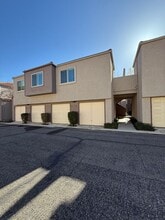 Building Photo - 765 Via Colinas
