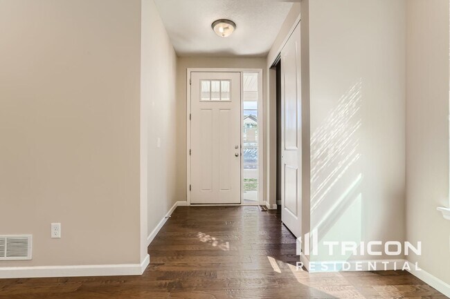 Foto del edificio - 14360 Parkside Ct NW