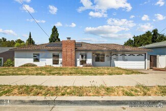 Building Photo - 24139 Zorro Ct