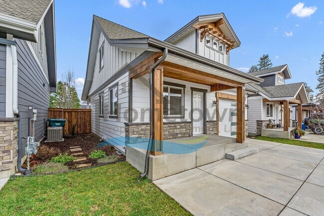 Foto del edificio - 2 Bedroom 2 Bath Home with Attached Garage Available in Coeur d'Alene!