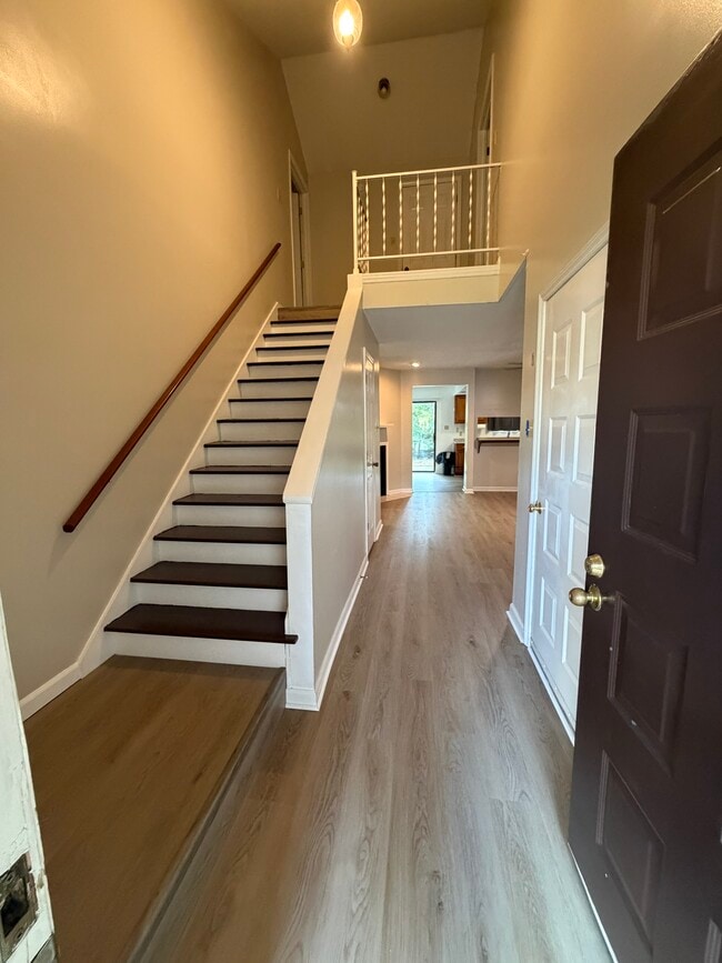 Front door entrance - 1808 Stephens St