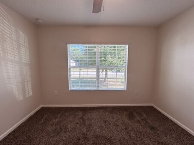 Foto del edificio - MOVE-IN SPECIAL $1950 - GATED COMMUNITY & ON THE GOLF COURSE!