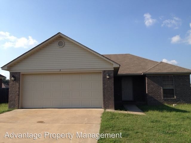 Primary Photo - 3 br, 2 bath House - 2 Tanzanite