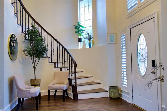 Foto del edificio - 6304 Mission Ridge Rd