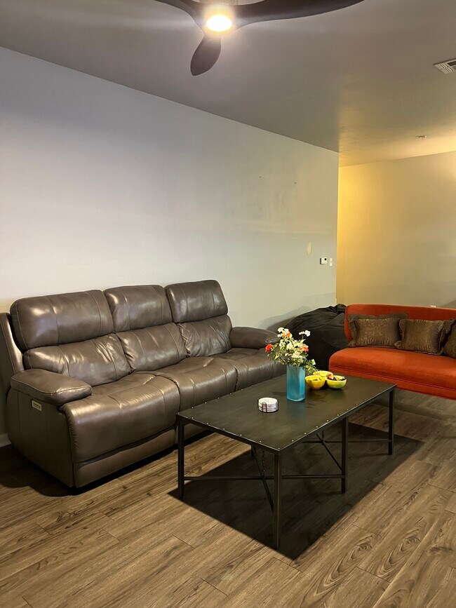 Foto del edificio - 2200 Classen Blvd
