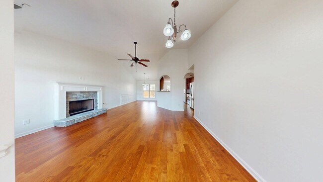 Building Photo - Cozy 3 bed, 2 bath home in Wyndham Gates!