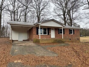 Building Photo - 217 Bridges Cir