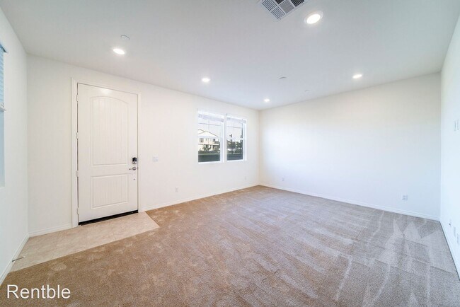 Building Photo - 2 br, 2.5 bath House - 7070 Vernazza Pl
