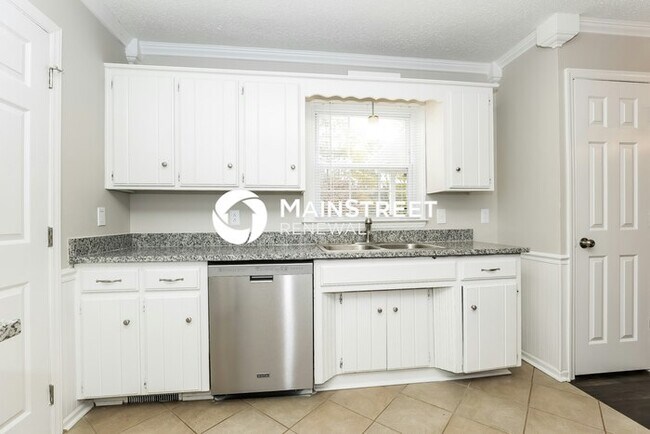 Foto del edificio - 3 Bedroom Pet-Friendly Home in SMYRNA, TN with Main Street Renewal