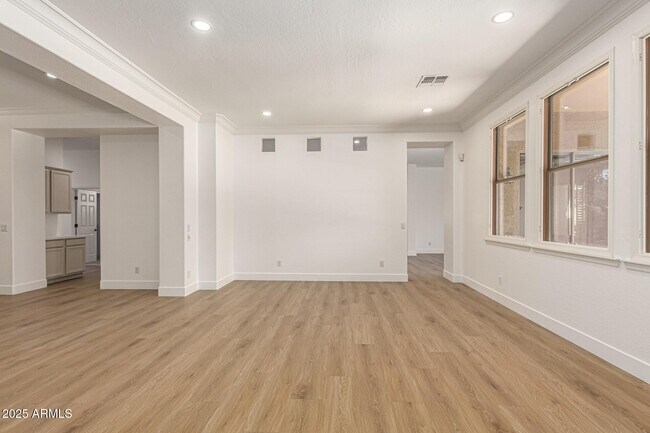 Foto del edificio - 3771 E Leo Pl