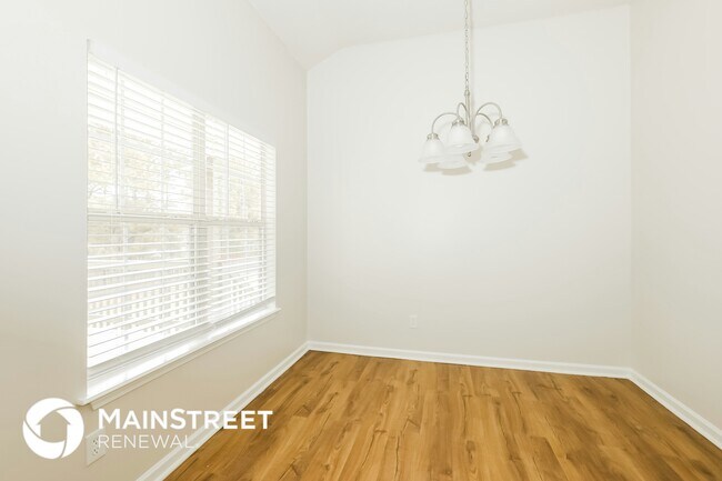 Building Photo - 1652 Thorn Ridge Trail