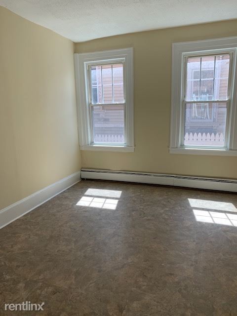Building Photo - 1 br, 1 bath  - 204 Sherman Ave Apt A3