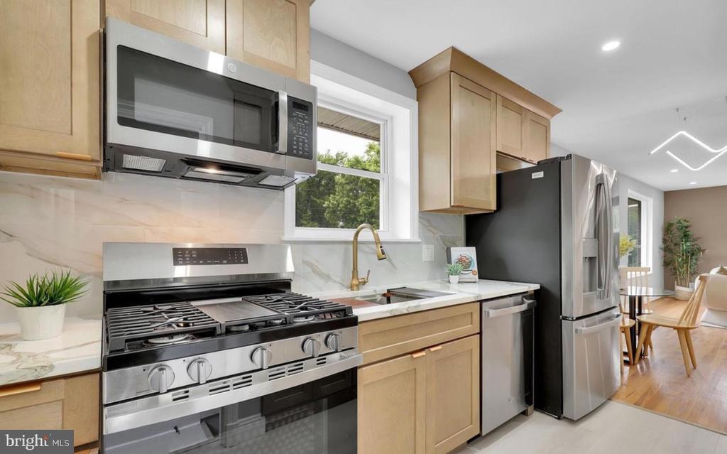 Foto principal - 2129 Saranac St