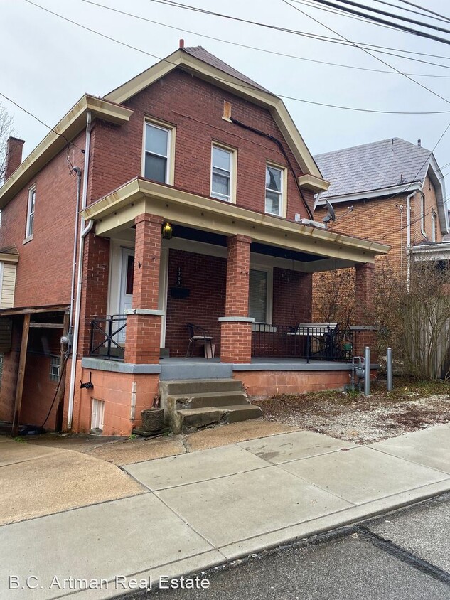 2 br, 2 bath House - 1703 Amanda Ave - House Rental in Pittsburgh, PA ...