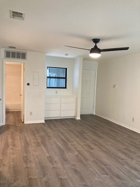 Built in dresser - 1510 W North Loop Blvd